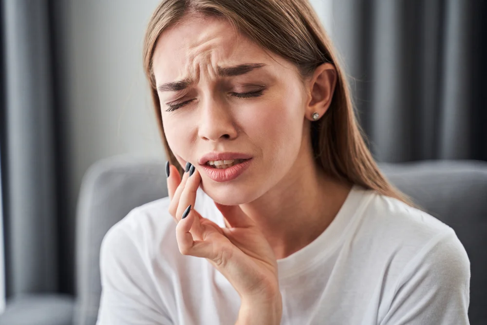 How to Stop Sensitive Teeth Pain
